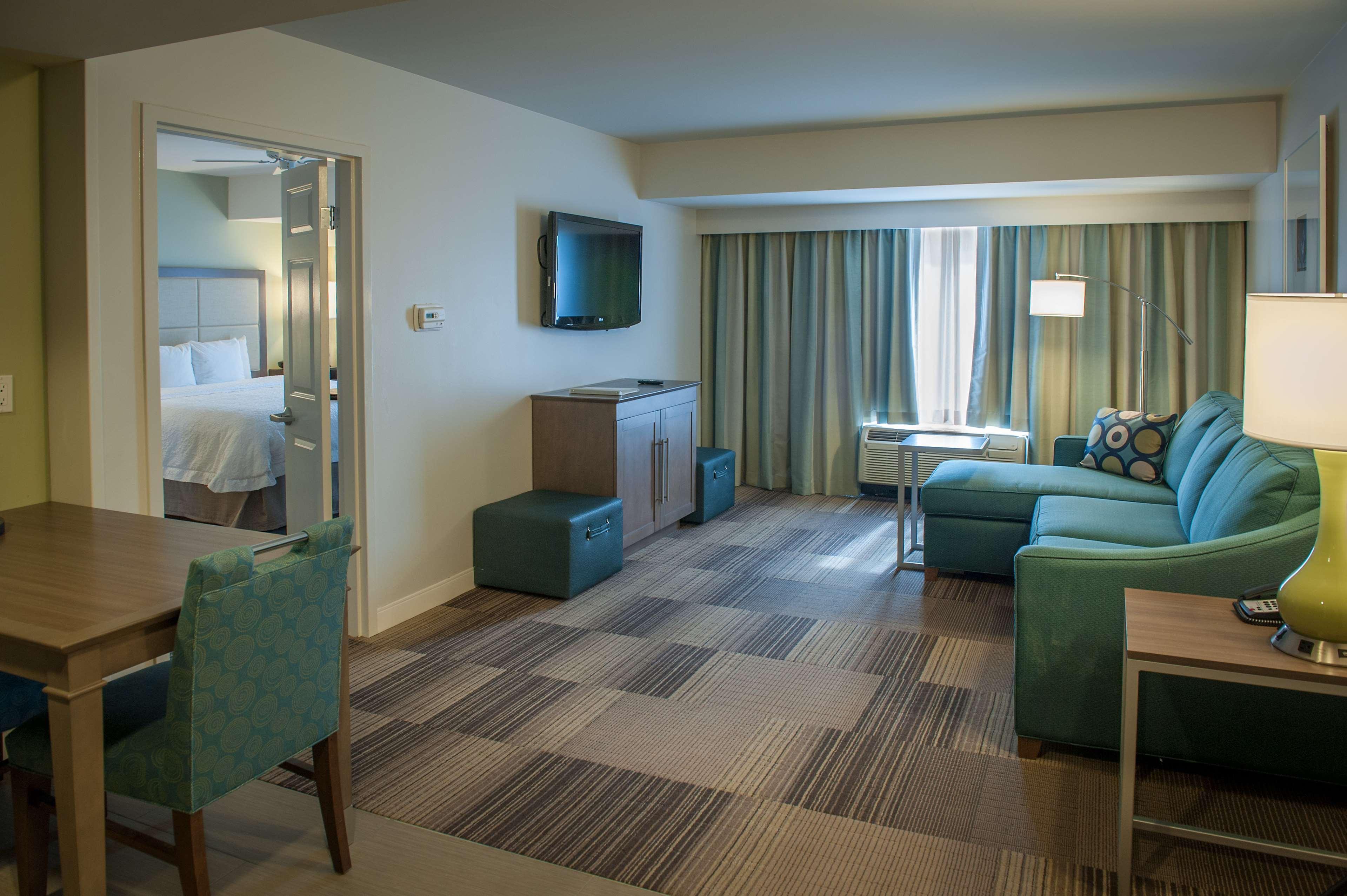 Hampton Inn & Suites New Orleans/Elmwood Harahan Exterior foto